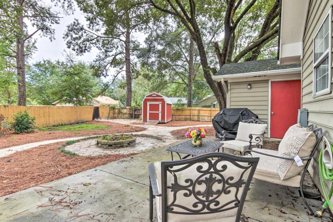 Peaceful Beaufort Home With Front Porch And Grill Kültér fotó