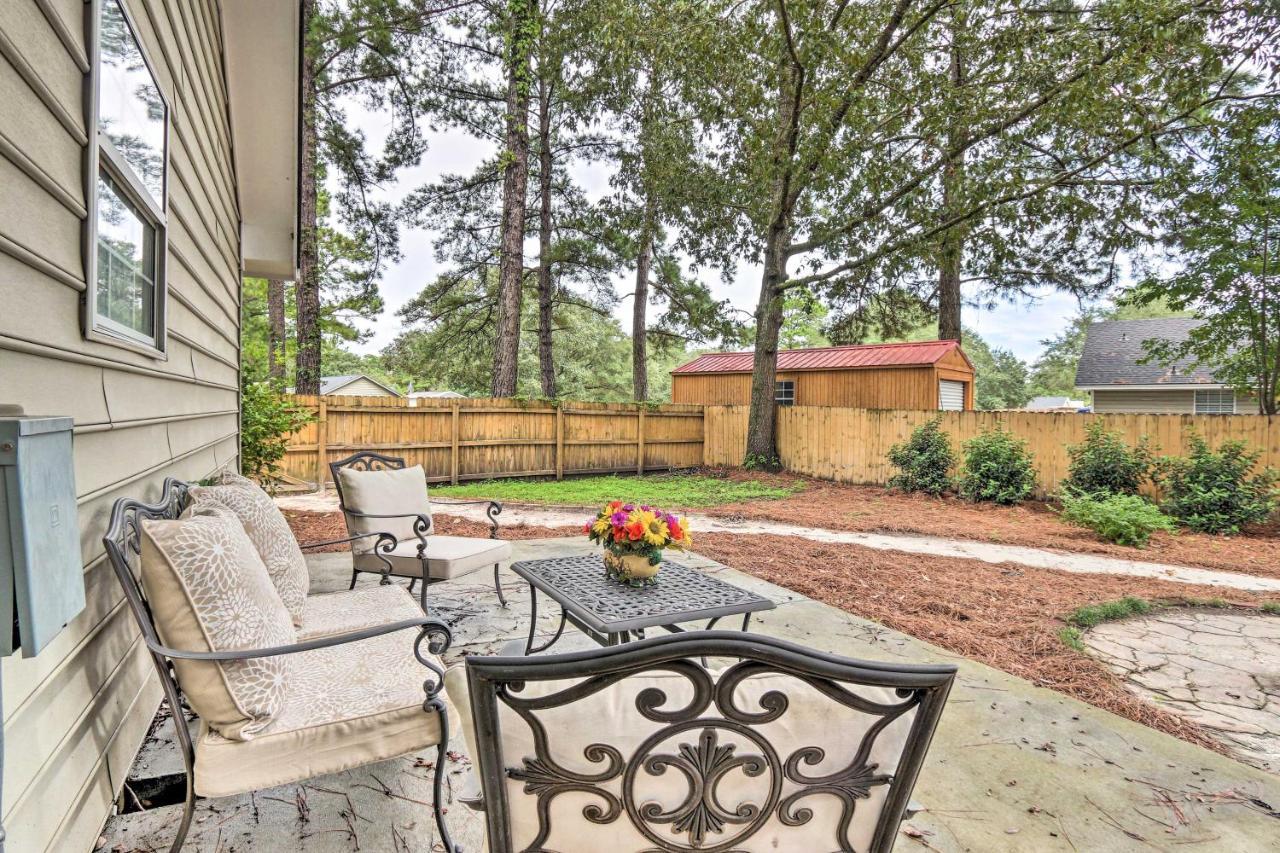 Peaceful Beaufort Home With Front Porch And Grill Kültér fotó